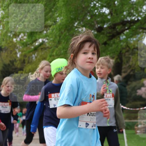 25.04.2026 - Das Zehntel Zöllner http://msf.ph/oto/9629942 25.04.2026 07:47:22 Laufen 2005, 2177, 2177 meine-sportfotos.de