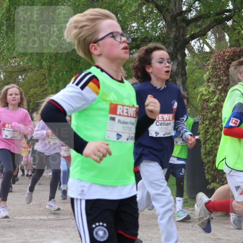 25.04.2026 - Das Zehntel Zöllner http://msf.ph/oto/9629947 25.04.2026 11:42:13 Laufen 11250, 11249, 10786, 10190, 11972 meine-sportfotos.de