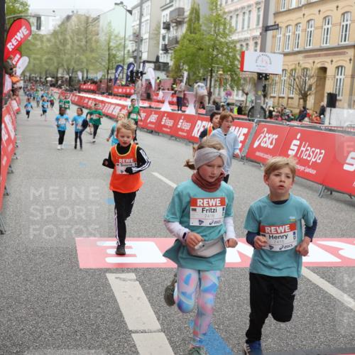 25.04.2026 - Das Zehntel Strokosch-Dieckow http://msf.ph/oto/9629966 25.04.2026 11:07:02 Ziel 5191, 5607, 5620, 5623, 5639, 5640, 6621, 7068, 7083, 7353, 7354, 7415, 7418, 7460, 7816, 7871 meine-sportfotos.de