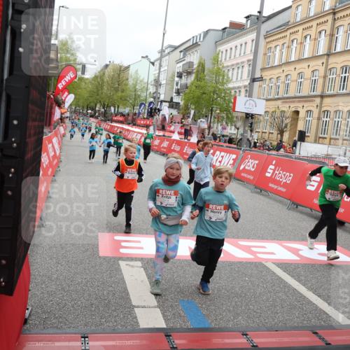 25.04.2026 - Das Zehntel Strokosch-Dieckow http://msf.ph/oto/9629979 25.04.2026 11:07:01 Ziel 5010, 5191, 5607, 5620, 5623, 5640, 6626, 7068, 7083, 7353, 7354, 7415, 7418, 7454, 7460, 7816, 7871 meine-sportfotos.de