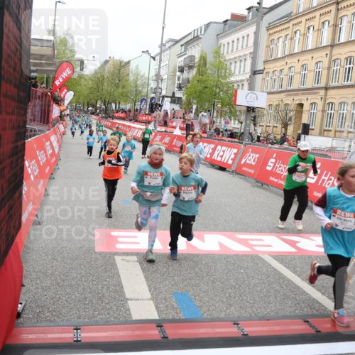 25.04.2026 - Das Zehntel Strokosch-Dieckow http://msf.ph/oto/9629983 25.04.2026 11:07:01 Ziel 5010, 5191, 5607, 5620, 5623, 5640, 6626, 7068, 7083, 7353, 7354, 7415, 7418, 7454, 7460, 7816, 7871 meine-sportfotos.de