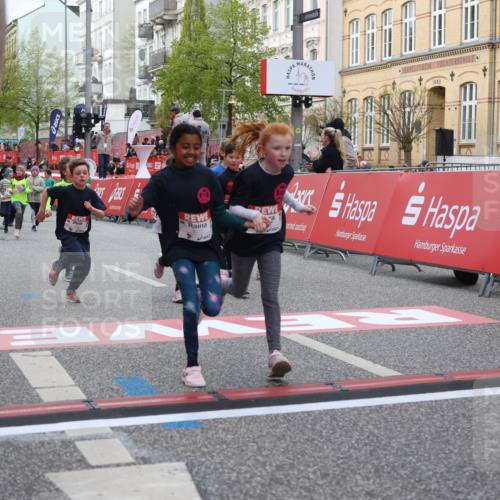 25.04.2026 - Das Zehntel Strokosch-Dieckow http://msf.ph/oto/9629987 25.04.2026 09:02:48 Ziel 1007, 1012, 1425, 1435, 1813, 2139, 2143, 2198, 2228, 2235, 2375, 2448, 2847, 2850, 3061, 3072, 3681, 3787, 3819, 3820 meine-sportfotos.de