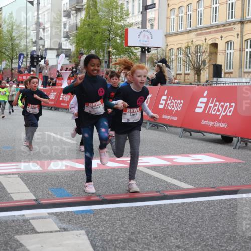25.04.2026 - Das Zehntel Strokosch-Dieckow http://msf.ph/oto/9629997 25.04.2026 09:02:48 Ziel 1007, 1012, 1425, 1435, 1813, 2139, 2143, 2198, 2228, 2235, 2375, 2448, 2847, 2850, 3061, 3072, 3681, 3787, 3819, 3820 meine-sportfotos.de
