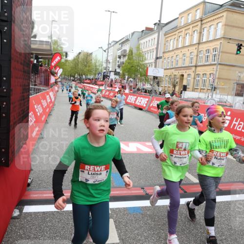 25.04.2026 - Das Zehntel Strokosch-Dieckow http://msf.ph/oto/9629999 25.04.2026 11:07:01 Ziel 5010, 5191, 5607, 5620, 5623, 5640, 6626, 7068, 7083, 7353, 7354, 7415, 7418, 7454, 7460, 7816, 7871 meine-sportfotos.de