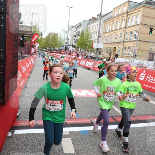 25.04.2026 - Das Zehntel Strokosch-Dieckow http://msf.ph/oto/9630004 25.04.2026 11:07:01 Ziel 5010, 5191, 5607, 5620, 5623, 5640, 6626, 7068, 7083, 7353, 7354, 7415, 7418, 7454, 7460, 7816, 7871 meine-sportfotos.de