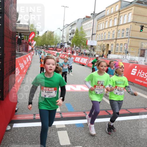 25.04.2026 - Das Zehntel Strokosch-Dieckow http://msf.ph/oto/9630008 25.04.2026 11:07:00 Ziel 5010, 5191, 5607, 5620, 5623, 5640, 6626, 7068, 7083, 7353, 7415, 7418, 7454, 7460, 7816, 7871 meine-sportfotos.de