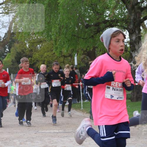 25.04.2026 - Das Zehntel Zöllner http://msf.ph/oto/9630015 25.04.2026 11:42:14 Laufen 10087 meine-sportfotos.de