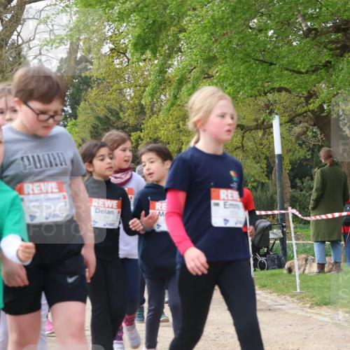 25.04.2026 - Das Zehntel Zöllner http://msf.ph/oto/9630031 25.04.2026 07:47:24 Laufen 2378, 1064 meine-sportfotos.de