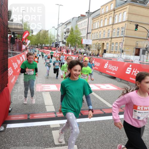 25.04.2026 - Das Zehntel Strokosch-Dieckow http://msf.ph/oto/9630033 25.04.2026 11:07:00 Ziel 5010, 5191, 5607, 5620, 5623, 5640, 6626, 7068, 7083, 7353, 7415, 7418, 7454, 7460, 7816, 7871 meine-sportfotos.de