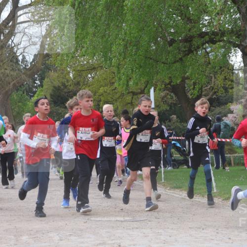 25.04.2026 - Das Zehntel Zöllner http://msf.ph/oto/9630045 25.04.2026 11:42:15 Laufen 11216 meine-sportfotos.de