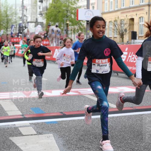 25.04.2026 - Das Zehntel Strokosch-Dieckow http://msf.ph/oto/9630050 25.04.2026 09:02:49 Ziel 1007, 1012, 1425, 1435, 1813, 2139, 2143, 2198, 2228, 2235, 2375, 2448, 2847, 3061, 3072, 3681, 3787, 3819, 3820 meine-sportfotos.de