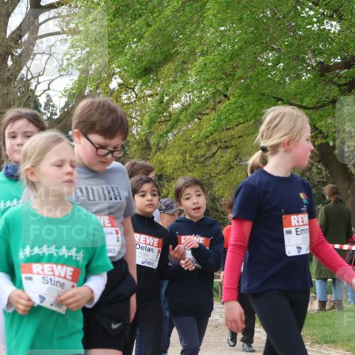 25.04.2026 - Das Zehntel Zöllner http://msf.ph/oto/9630052 25.04.2026 07:47:24 Laufen 389, 1084 meine-sportfotos.de