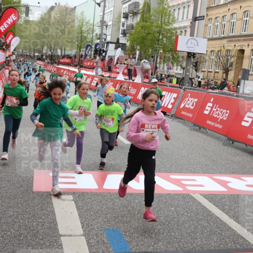 25.04.2026 - Das Zehntel Strokosch-Dieckow http://msf.ph/oto/9630061 25.04.2026 11:06:59 Ziel 5010, 5191, 5607, 5618, 5620, 5622, 5623, 5640, 5642, 6002, 6626, 7068, 7083, 7415, 7418, 7454, 7460, 7816, 7871 meine-sportfotos.de