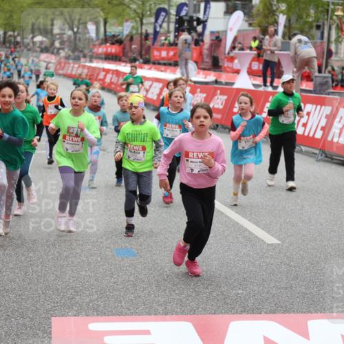 25.04.2026 - Das Zehntel Strokosch-Dieckow http://msf.ph/oto/9630071 25.04.2026 11:06:58 Ziel 5010, 5191, 5618, 5622, 5623, 5640, 5642, 6002, 6626, 7068, 7083, 7454, 7460, 7816, 7871 meine-sportfotos.de