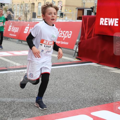 25.04.2026 - Das Zehntel Strokosch-Dieckow http://msf.ph/oto/9630073 25.04.2026 09:02:53 Ziel 1232, 1425, 1435, 1813, 2139, 2143, 2198, 2388, 2448, 3061, 3072, 3650, 3681, 3694, 3786, 3793, 3794 meine-sportfotos.de