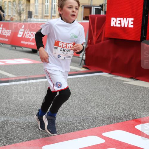 25.04.2026 - Das Zehntel Strokosch-Dieckow http://msf.ph/oto/9630081 25.04.2026 09:02:53 Ziel 1232, 1425, 1435, 1813, 2139, 2143, 2198, 2388, 2448, 3061, 3072, 3650, 3681, 3694, 3786, 3793, 3794 meine-sportfotos.de