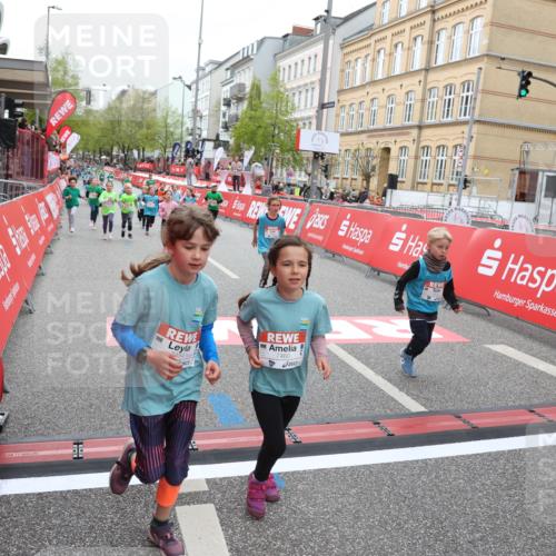 25.04.2026 - Das Zehntel Strokosch-Dieckow http://msf.ph/oto/9630082 25.04.2026 11:06:56 Ziel 5010, 5618, 5622, 5623, 5637, 5640, 5642, 6002, 6626, 7454, 7460, 7580, 7614 meine-sportfotos.de