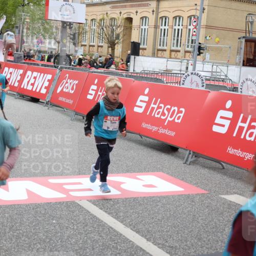 25.04.2026 - Das Zehntel Strokosch-Dieckow http://msf.ph/oto/9630086 25.04.2026 11:06:56 Ziel 5010, 5618, 5622, 5623, 5637, 5640, 5642, 6002, 6626, 7454, 7460, 7580, 7614 meine-sportfotos.de