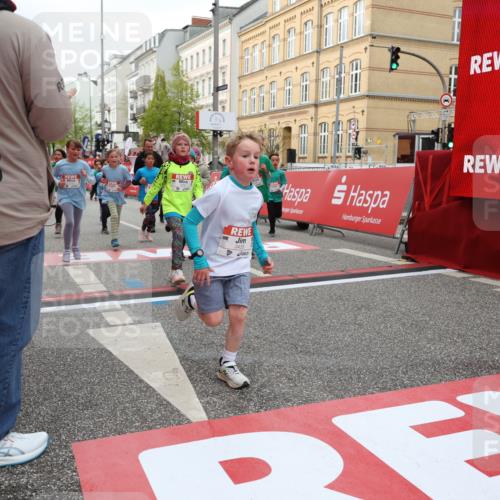25.04.2026 - Das Zehntel Strokosch-Dieckow http://msf.ph/oto/9630093 25.04.2026 09:02:54 Ziel 1232, 1337, 1343, 1716, 1813, 2003, 2139, 2143, 2198, 2388, 2448, 2457, 3061, 3072, 3650, 3681, 3694, 3786, 3793, 3794 meine-sportfotos.de