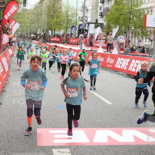 25.04.2026 - Das Zehntel Strokosch-Dieckow http://msf.ph/oto/9630099 25.04.2026 11:06:55 Ziel 5010, 5618, 5622, 5623, 5637, 5642, 6002, 6626, 7454, 7460, 7580, 7614 meine-sportfotos.de