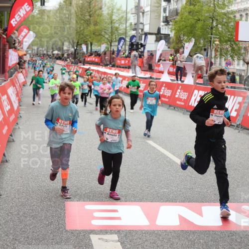 25.04.2026 - Das Zehntel Strokosch-Dieckow http://msf.ph/oto/9630107 25.04.2026 11:06:54 Ziel 5010, 5618, 5622, 5623, 5637, 5642, 6002, 6626, 7454, 7460, 7580, 7614 meine-sportfotos.de