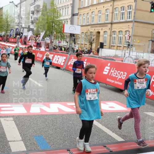 25.04.2026 - Das Zehntel Strokosch-Dieckow http://msf.ph/oto/9630110 25.04.2026 11:06:54 Ziel 5010, 5618, 5622, 5623, 5637, 5642, 6002, 6626, 7454, 7460, 7580, 7614 meine-sportfotos.de