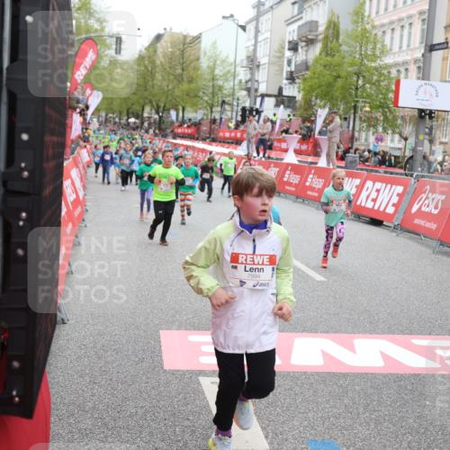 25.04.2026 - Das Zehntel Strokosch-Dieckow http://msf.ph/oto/9630162 25.04.2026 11:04:24 Ziel 5052, 5053, 5630, 5945, 5948, 5971, 6567, 6887, 7064, 7087, 7117, 7237, 7269, 7600, 7609, 7979, 7980, 7994 meine-sportfotos.de