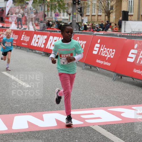 25.04.2026 - Das Zehntel Strokosch-Dieckow http://msf.ph/oto/9630177 25.04.2026 11:06:48 Ziel 5843, 5845, 6985, 7892, 7894, 7902 meine-sportfotos.de