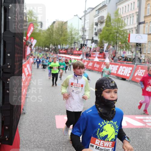 25.04.2026 - Das Zehntel Strokosch-Dieckow http://msf.ph/oto/9630187 25.04.2026 11:04:23 Ziel 5052, 5053, 5630, 5945, 5948, 5971, 6567, 6887, 7064, 7087, 7237, 7269, 7600, 7609, 7979, 7980, 7994 meine-sportfotos.de