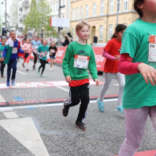 25.04.2026 - Das Zehntel Strokosch-Dieckow http://msf.ph/oto/9630197 25.04.2026 09:02:58 Ziel 1232, 1337, 1343, 1716, 2003, 2388, 2457, 2595, 3399, 3434, 3435, 3633, 3639, 3643, 3645, 3647, 3649, 3650, 3694, 3747, 3786, 3793, 3794, 3941, 3981, 3982 meine-sportfotos.de