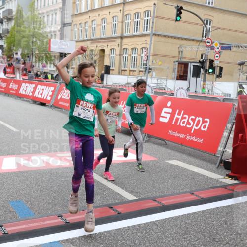25.04.2026 - Das Zehntel Strokosch-Dieckow http://msf.ph/oto/9630200 25.04.2026 11:06:46 Ziel 5139, 5843, 5845, 6985, 7892, 7894, 7902 meine-sportfotos.de
