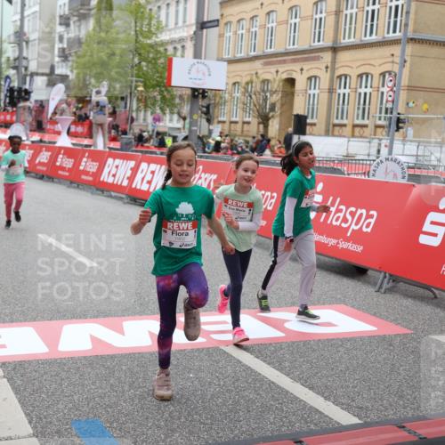 25.04.2026 - Das Zehntel Strokosch-Dieckow http://msf.ph/oto/9630204 25.04.2026 11:06:45 Ziel 5139, 5843, 5845, 6985, 7892, 7894, 7902 meine-sportfotos.de
