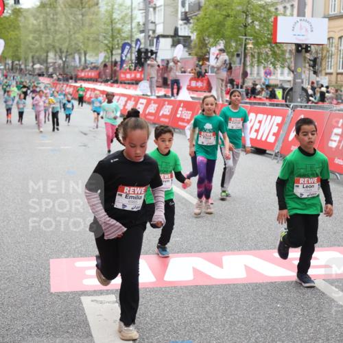 25.04.2026 - Das Zehntel Strokosch-Dieckow http://msf.ph/oto/9630216 25.04.2026 11:06:44 Ziel 5139, 5843, 5845, 6985, 7892, 7894, 7902 meine-sportfotos.de