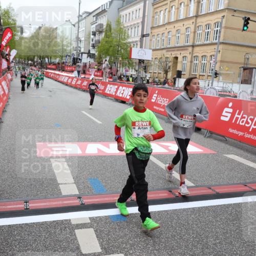 25.04.2026 - Das Zehntel Strokosch-Dieckow http://msf.ph/oto/9630233 25.04.2026 11:06:37 Ziel 5172, 6241, 6934, 7281, 7774, 7777, 18087 meine-sportfotos.de