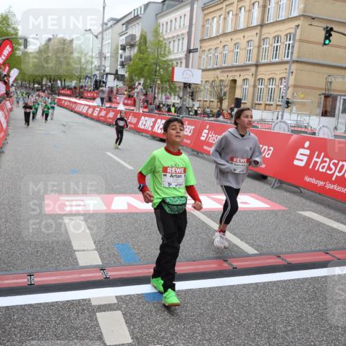25.04.2026 - Das Zehntel Strokosch-Dieckow http://msf.ph/oto/9630237 25.04.2026 11:06:37 Ziel 5172, 6241, 6934, 7281, 7774, 7777, 18087 meine-sportfotos.de