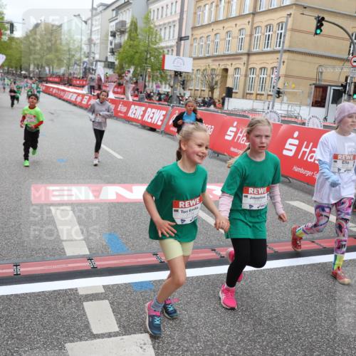 25.04.2026 - Das Zehntel Strokosch-Dieckow http://msf.ph/oto/9630258 25.04.2026 11:06:34 Ziel 5172, 6241, 6480, 6481, 6934, 7217, 7281, 7774, 7777, 18087 meine-sportfotos.de