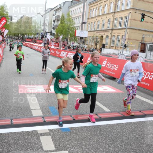 25.04.2026 - Das Zehntel Strokosch-Dieckow http://msf.ph/oto/9630268 25.04.2026 11:06:34 Ziel 5172, 6241, 6480, 6481, 6934, 7217, 7281, 7774, 7777, 18087 meine-sportfotos.de