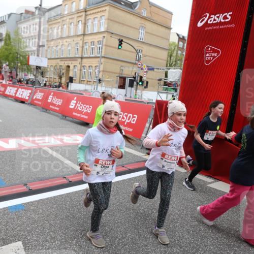 25.04.2026 - Das Zehntel Strokosch-Dieckow http://msf.ph/oto/9630285 25.04.2026 11:06:29 Ziel 6195, 6197, 6480, 6481, 6587, 6739, 6765, 6801, 7217, 7416, 7645 meine-sportfotos.de