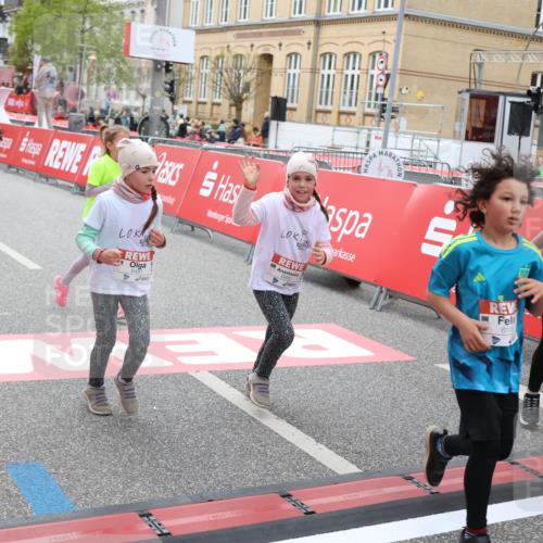 25.04.2026 - Das Zehntel Strokosch-Dieckow http://msf.ph/oto/9630302 25.04.2026 11:06:28 Ziel 6195, 6197, 6480, 6481, 6587, 6739, 6765, 6773, 6801, 7217, 7416, 7645 meine-sportfotos.de