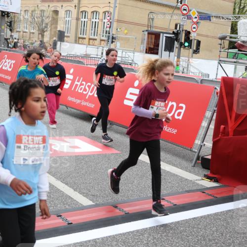 25.04.2026 - Das Zehntel Strokosch-Dieckow http://msf.ph/oto/9630309 25.04.2026 11:06:26 Ziel 6195, 6197, 6480, 6481, 6587, 6739, 6765, 6773, 6801, 7215, 7216, 7416, 7645 meine-sportfotos.de