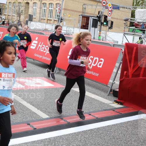 25.04.2026 - Das Zehntel Strokosch-Dieckow http://msf.ph/oto/9630312 25.04.2026 11:06:26 Ziel 6195, 6197, 6480, 6481, 6587, 6739, 6765, 6773, 6801, 7215, 7216, 7416, 7645 meine-sportfotos.de