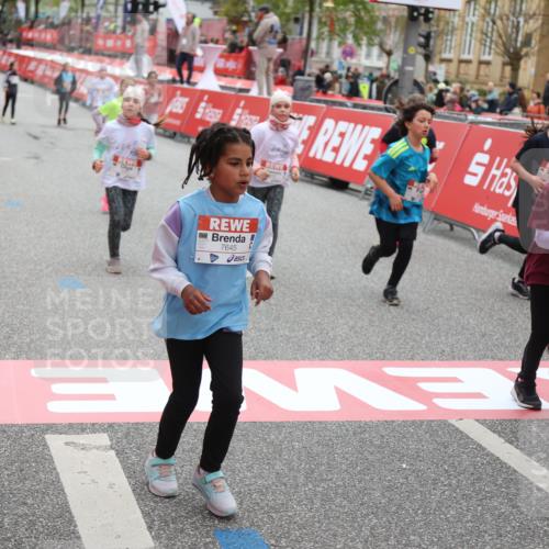 25.04.2026 - Das Zehntel Strokosch-Dieckow http://msf.ph/oto/9630318 25.04.2026 11:06:25 Ziel 6195, 6197, 6587, 6739, 6765, 6773, 6801, 7215, 7216, 7416, 7645 meine-sportfotos.de