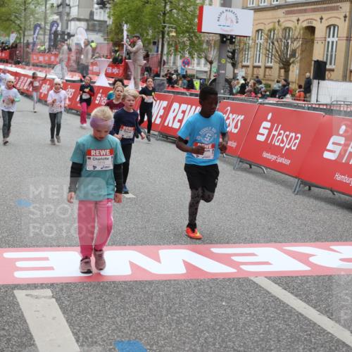 25.04.2026 - Das Zehntel Strokosch-Dieckow http://msf.ph/oto/9630344 25.04.2026 11:06:23 Ziel 5051, 5875, 6587, 6773, 6801, 7215, 7216, 7416, 7645 meine-sportfotos.de