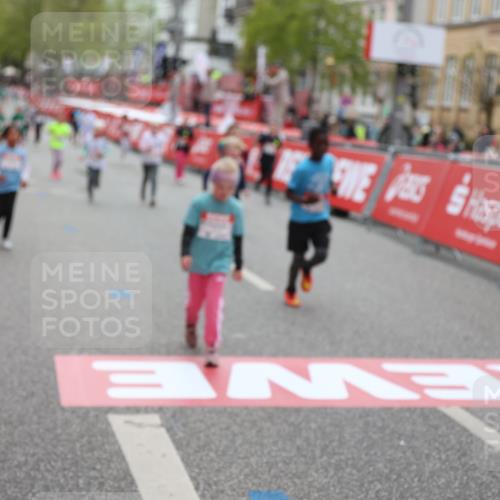 25.04.2026 - Das Zehntel Strokosch-Dieckow http://msf.ph/oto/9630351 25.04.2026 11:06:22 Ziel 5051, 5875, 6587, 6773, 6801, 7215, 7216, 7416, 7471 meine-sportfotos.de