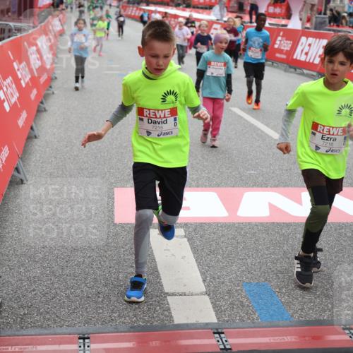 25.04.2026 - Das Zehntel Strokosch-Dieckow http://msf.ph/oto/9630352 25.04.2026 11:06:20 Ziel 5051, 5875, 6773, 7215, 7216, 7268, 7295, 7471 meine-sportfotos.de
