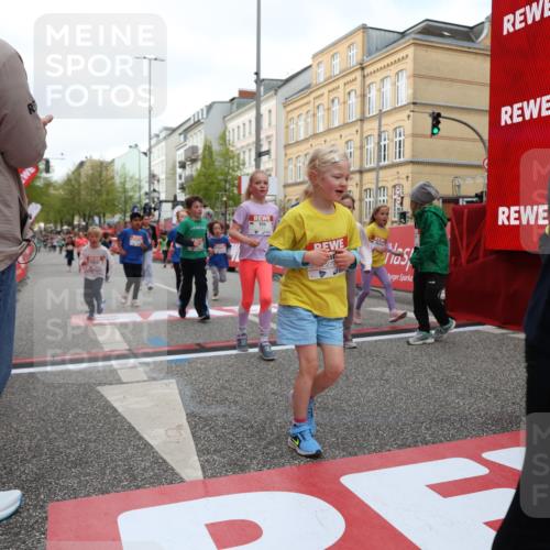 25.04.2026 - Das Zehntel Strokosch-Dieckow http://msf.ph/oto/9630353 25.04.2026 09:03:10 Ziel 1002, 1009, 1603, 1620, 2116, 2121, 2123, 2220, 2227, 2516, 2518, 2665, 2701, 2702, 2704, 2713, 2834, 3153, 3310, 3396 meine-sportfotos.de
