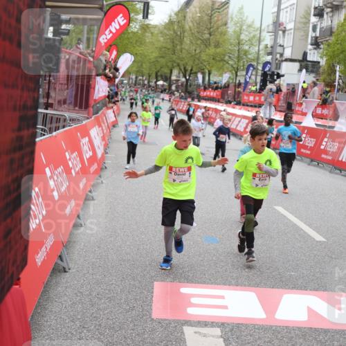 25.04.2026 - Das Zehntel Strokosch-Dieckow http://msf.ph/oto/9630359 25.04.2026 11:06:19 Ziel 5051, 5875, 7215, 7216, 7268, 7295, 7471 meine-sportfotos.de