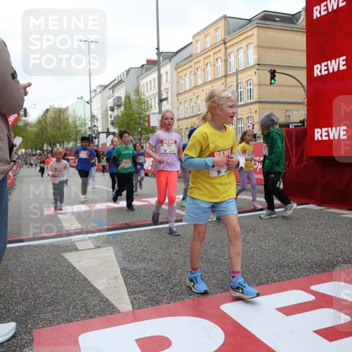 25.04.2026 - Das Zehntel Strokosch-Dieckow http://msf.ph/oto/9630361 25.04.2026 09:03:10 Ziel 1002, 1009, 1603, 1620, 2116, 2121, 2123, 2220, 2227, 2516, 2518, 2665, 2701, 2702, 2704, 2713, 2834, 3153, 3310, 3396 meine-sportfotos.de