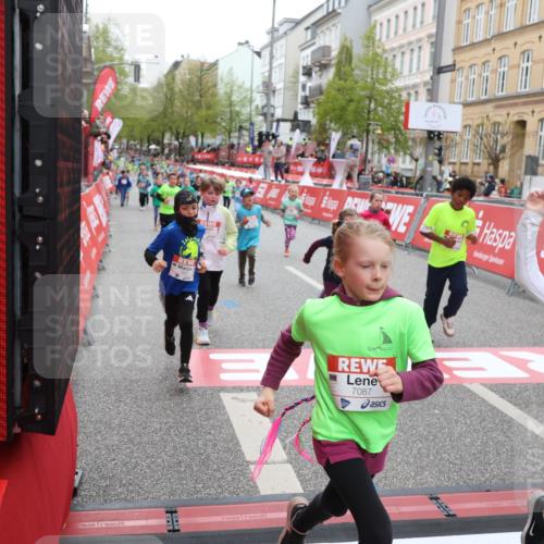 25.04.2026 - Das Zehntel Strokosch-Dieckow http://msf.ph/oto/9630362 25.04.2026 11:04:22 Ziel 5052, 5053, 5630, 5915, 5945, 5948, 5998, 6030, 6567, 6887, 7064, 7087, 7237, 7269, 7600, 7609, 7979, 7980, 7994 meine-sportfotos.de