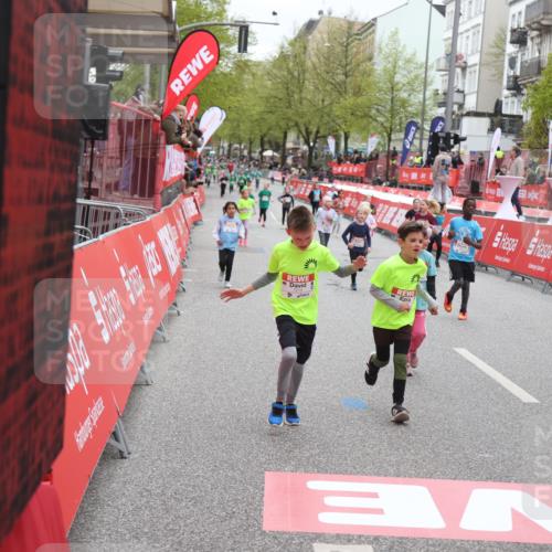25.04.2026 - Das Zehntel Strokosch-Dieckow http://msf.ph/oto/9630364 25.04.2026 11:06:19 Ziel 5051, 5875, 7215, 7216, 7268, 7295, 7471 meine-sportfotos.de